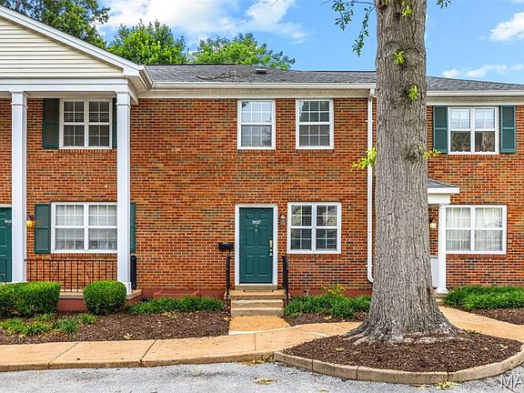 2nd image of 9137 N Swan Cir
