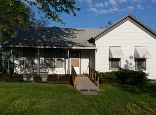 219 N Minnesota Ave, Columbus, KS 66725