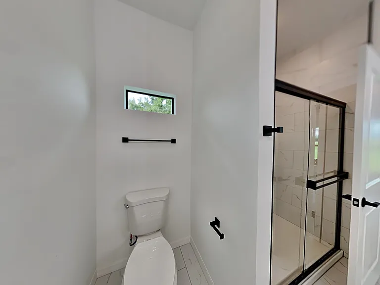 1322 Rio De Janeiro Ave — Photo 8