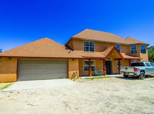 24261 Jacaranda Dr, Tehachapi, CA 93561