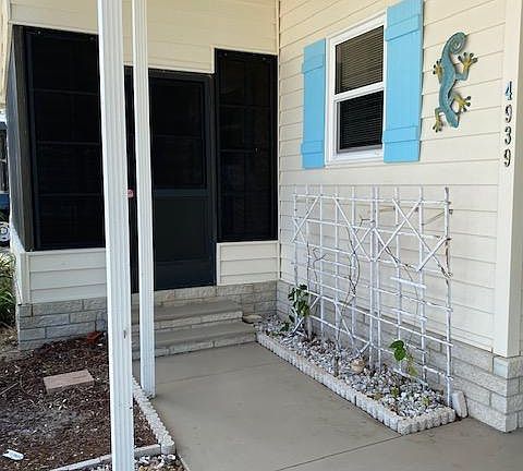 3rd image of 4939 N Needlefish Ln #S
