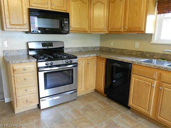 5th image of 18232 Ponciana Ave