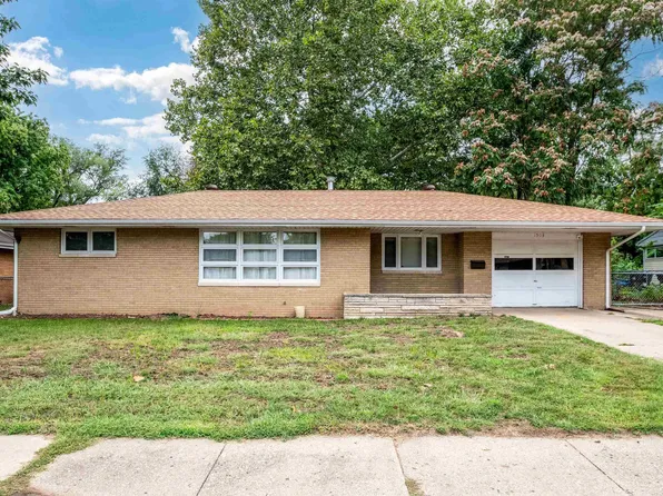 1503 N 13th St, Pekin, IL 61554
