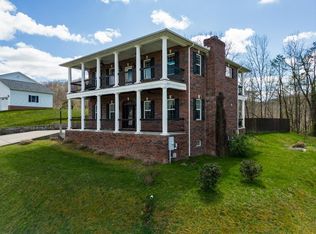 1004 Shiloh Rd, Milton, WV 25541