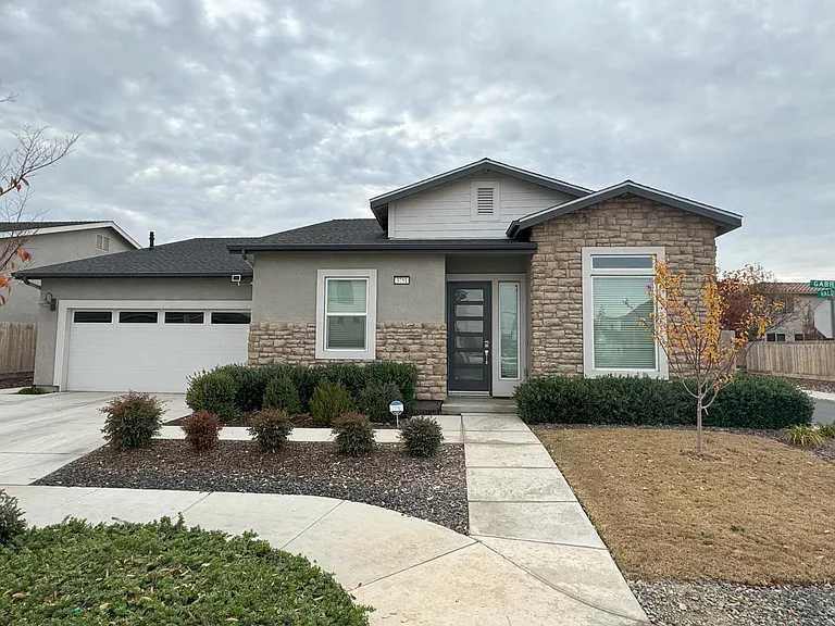 3751 Gabriel Dr — Photo 1