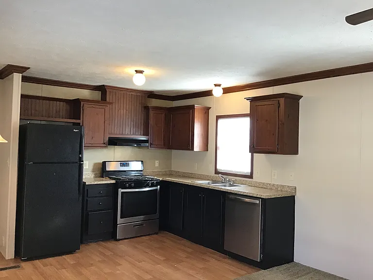 Carrington Pointe — Photo 11