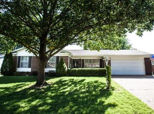 1910 N Downs Dr, Florissant, MO