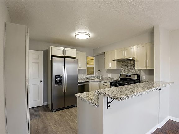 5th image of 1242 46th Ave #1242