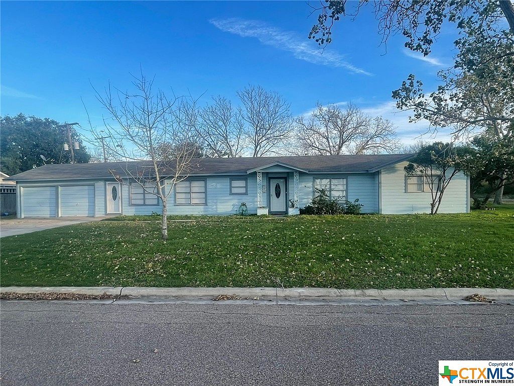 102 Texas Ave, Point Comfort, TX 77978 Zillow