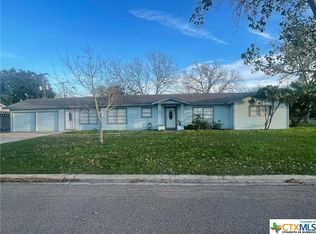 102 Texas Ave, Point Comfort, TX 77978