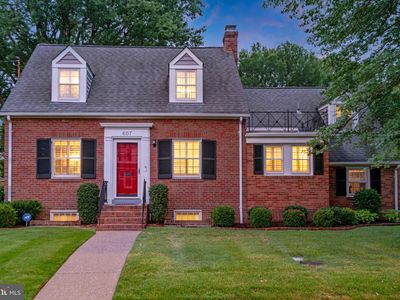 607 W View Ter, Alexandria, VA, 22301