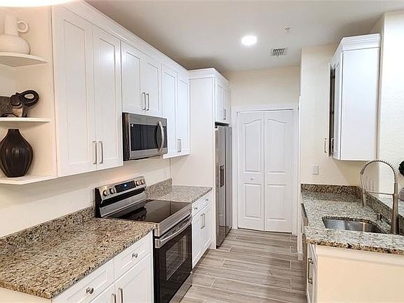 2nd image of 6171 Metrowest Blvd #1-103