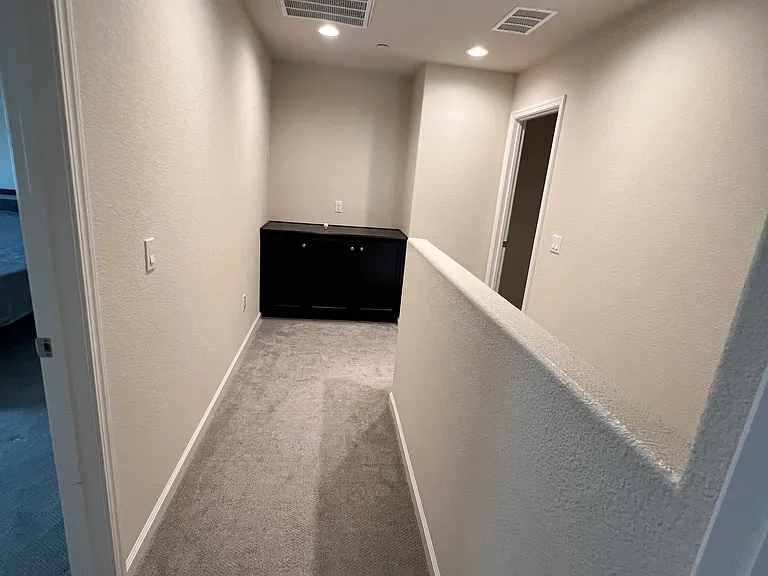 2101 Melody Ln — Photo 25