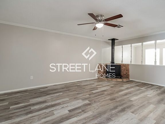 3rd image of 14015 Montaigne Dr