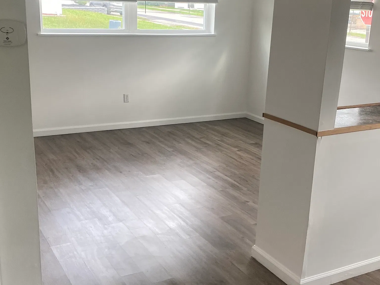 3 bed, $1,050 — Photo 4