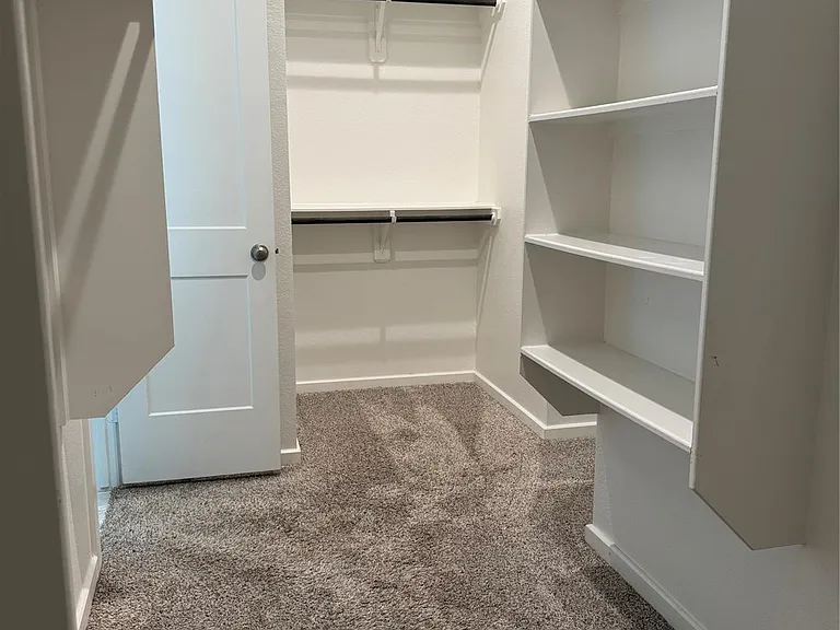 21535 Reserve Hill Ln — Photo 11