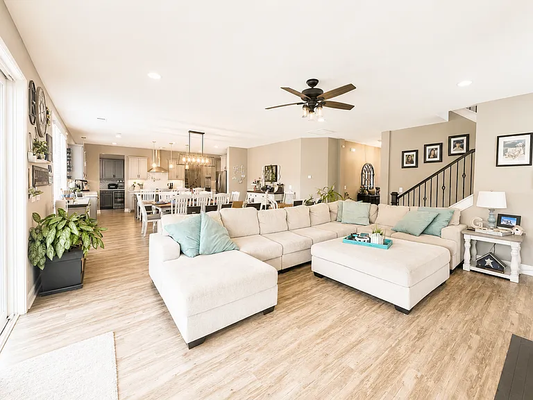 711 Torridon Ln — Photo 18
