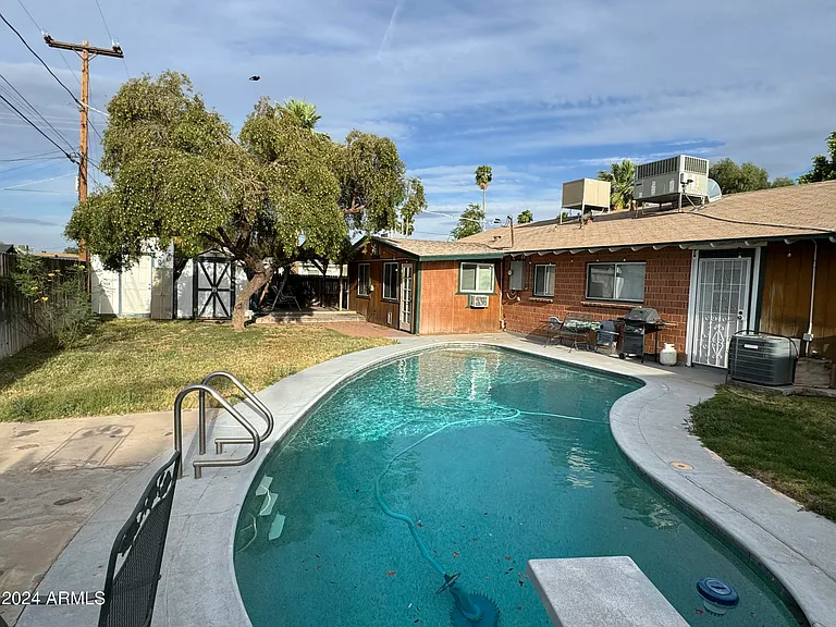 8542 E Windsor Ave — Photo 3
