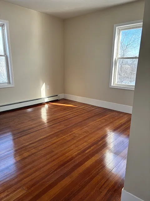 3 bed, $2,700 — Photo 4