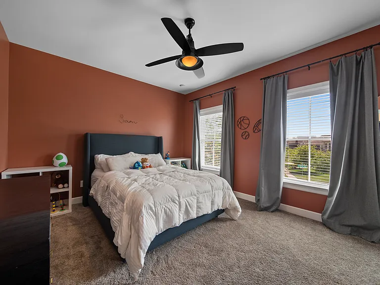10420 Pagoda Way — Photo 14