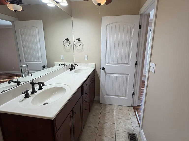110 Pineur Rd — Photo 20