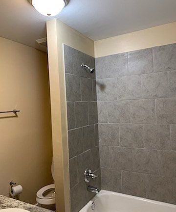 4th image of 894 Crestline Dr