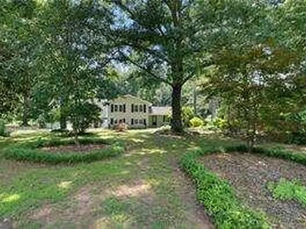 6833 Heardsville Rd, Cumming, GA 30028