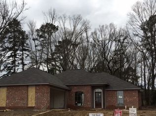 604 Carson Dr, Byram, MS 39272