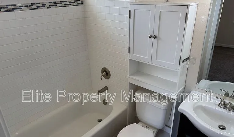 983 S Palomar Dr — Photo 16