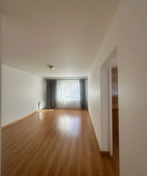 2026 Menahan St #1 — Photo 4