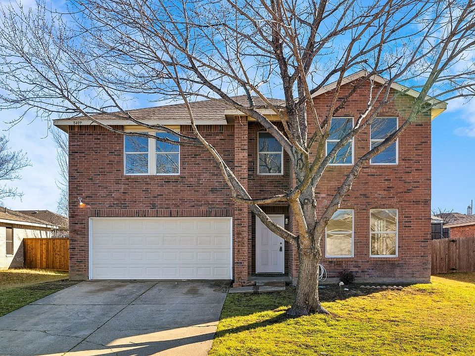 1st image of 8409 Seven Oaks Ln