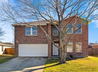 8409 Seven Oaks Ln, Denton, TX 76210