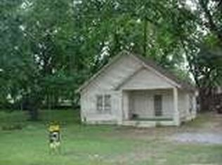 98 S 5th St, Colbert, GA 30628