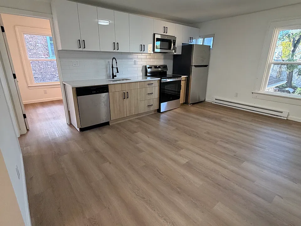 29 Henry St #2