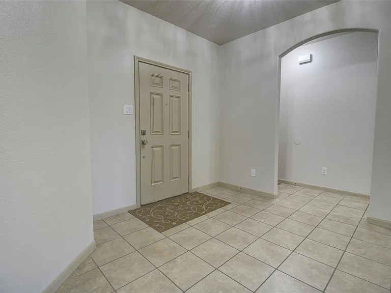 20311 Little Wing Dr — Photo 18