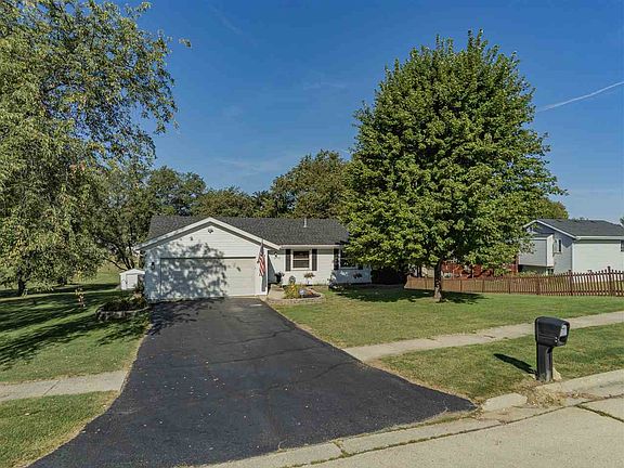 2nd image of 2773 Wintergreen Dr