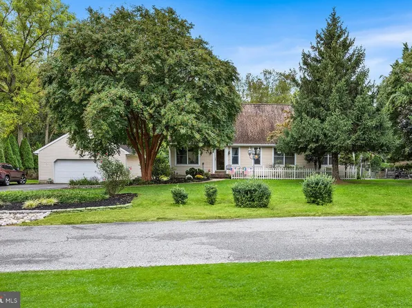 3552 Red Lion Rd, Bear, DE 19701