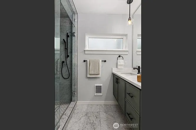 4557 34th Ave S — Photo 20