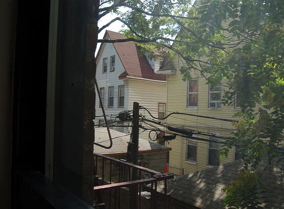 2nd image of 490 E 23rd St APT B5