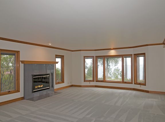5th image of 10 Baycliff Pl