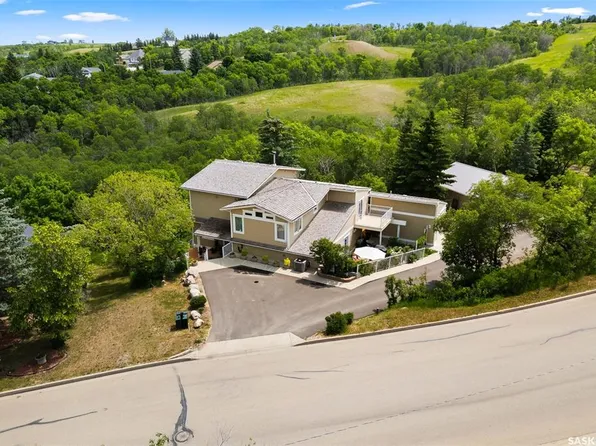 475 James STREET S, Lumsden, SK S0G 3C0