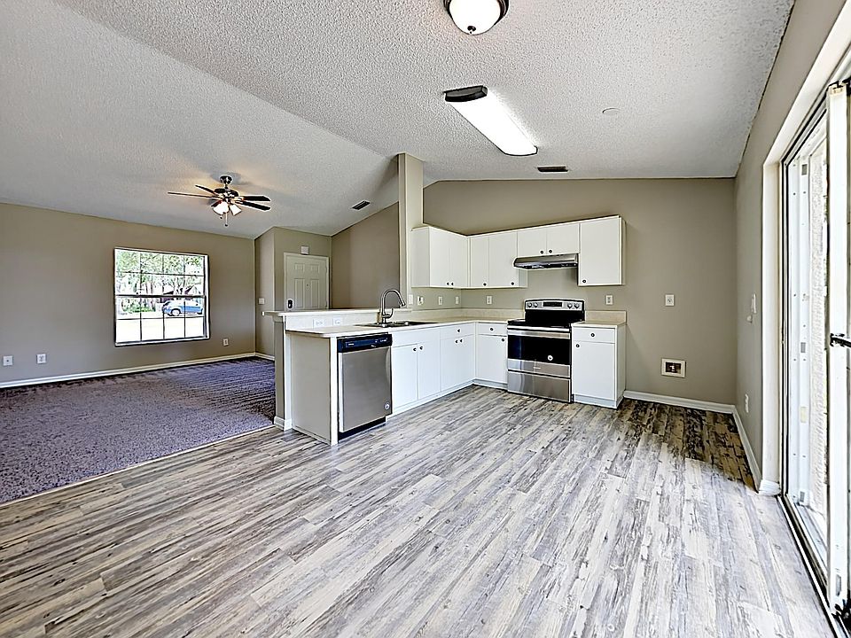1st image of 4645 Kingsville Dr