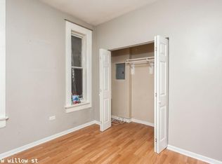 948 W Willow St #1322, Chicago, IL 60614