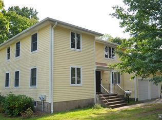 108 Myrtle Ave, Allendale, NJ 07401