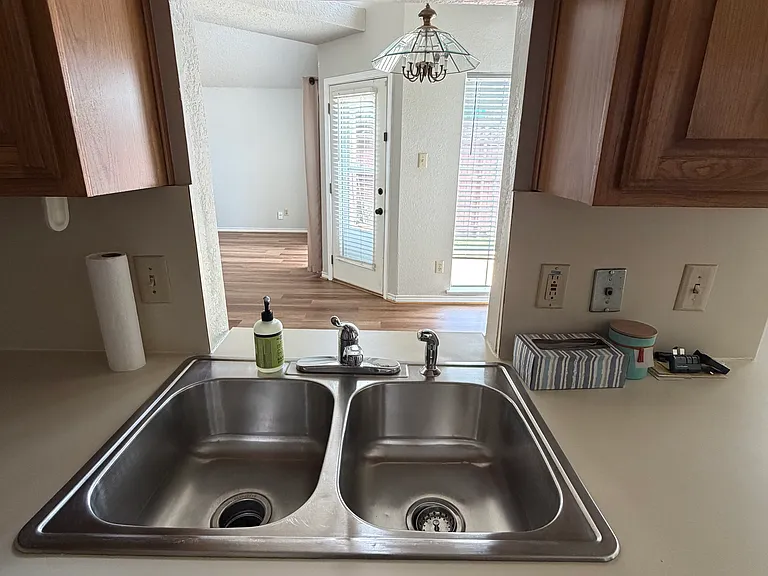 3167 Royal Ln — Photo 11