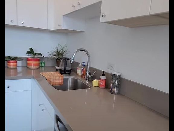 5th image of 3953 1st Ave #202
