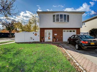 22 Ely Ave, Staten Island, NY 10312