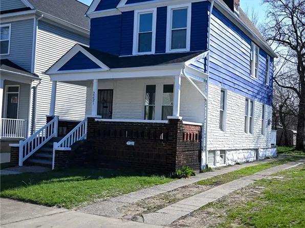 2221 E 97th St, Cleveland, OH 44106