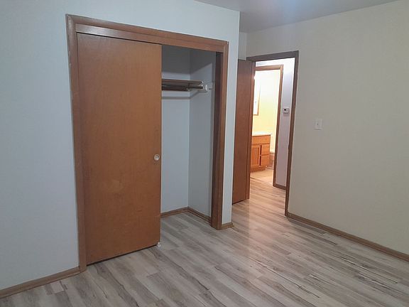 3rd image of 3019 E Adams Ave #7