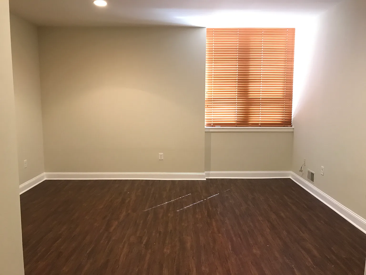 Studio, $1,300 — Photo 3